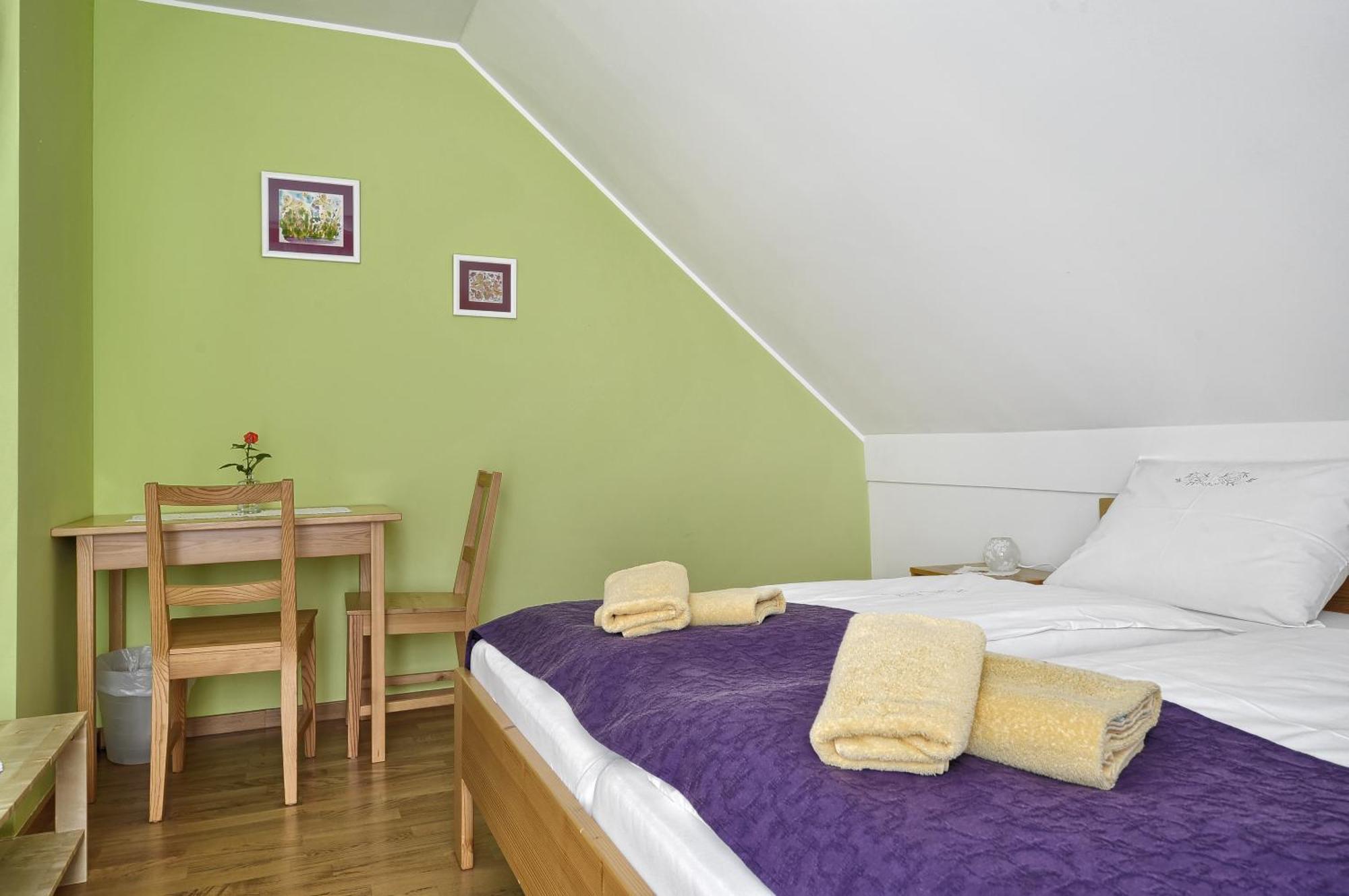 Farm Stay Jarc Vineyard Svecina Habitación foto